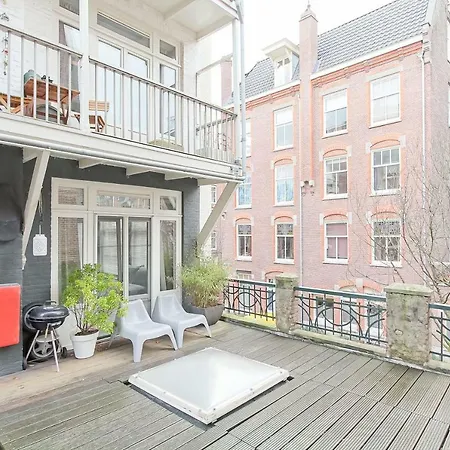 Apartment Bright With Terrace *